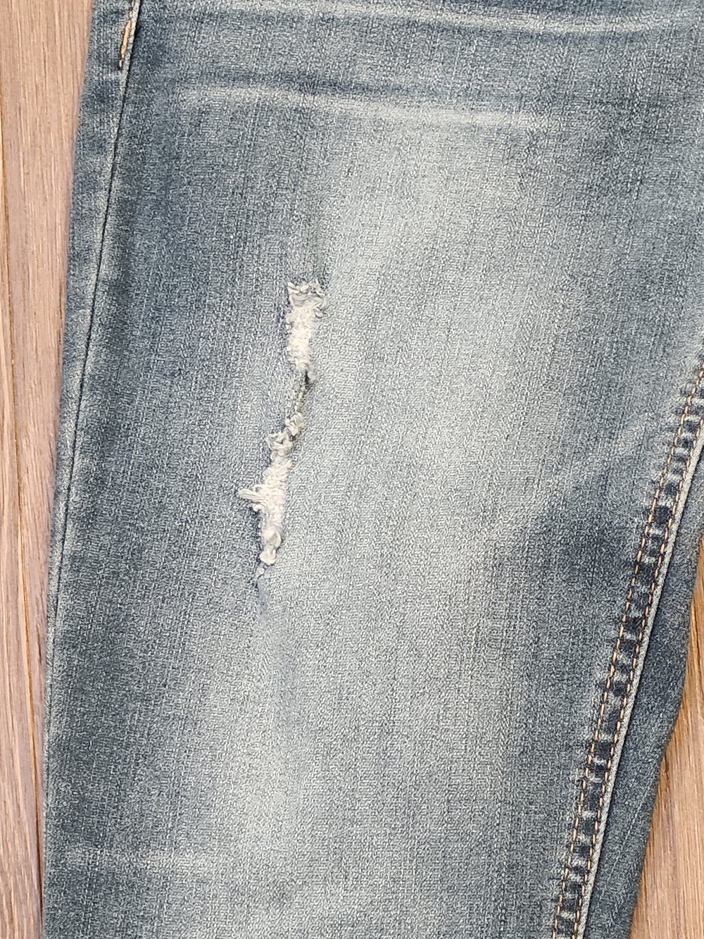 Democracy "Ab"solution Skinny Jeans – Medium Wash – Size 2 - Picture 3 of 10